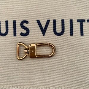 Authentic Louis Vuitton clasp